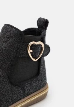 Friboo StivalettiBlack Bambini Stivali F5713I0DD-Q11 -Negozio online Friboo Italia 479aef6e2d0346e7bcb0456f4e766a74