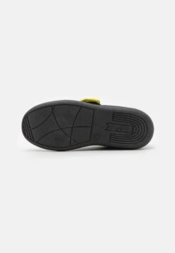 Friboo Star Wars StormtrooperPantofoleBlack Bambini Pantofole F5714L005-Q11 -Negozio online Friboo Italia 6a3c39388d684449b22ed87187f504e9