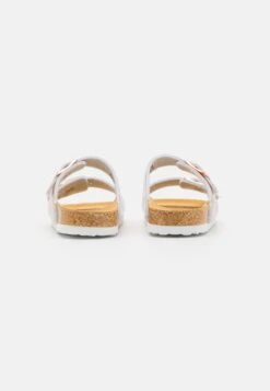 Friboo CiabattineRose Gold-Coloured Bambini Sandali F5713G0AJ-F11 -Negozio online Friboo Italia c5302943f23e4d069ff0e1ac47ea76c9