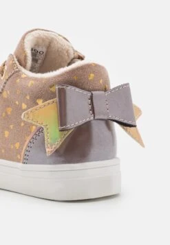 Friboo Stivali Alti - Pink 11 Friboo Stivali Alti - Pink -Negozio online Friboo Italia dca8149acd384be7a5070139d41fad1e